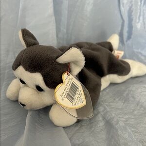 Ty original Beanie Baby “Nanook” the Husky Plush Dog Retired